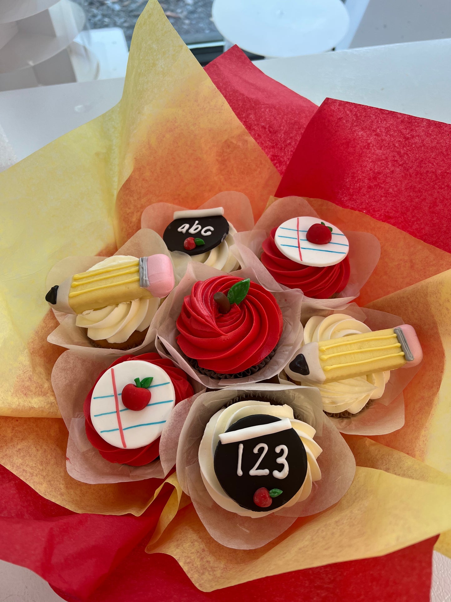 Back To School Cupcake Bouquet - The Dessert Ladies