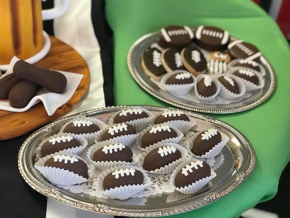 Football Bien Platter - The Dessert Ladies