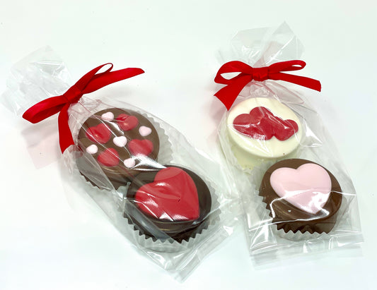 Valentine's Day Oreo Favors - The Dessert Ladies