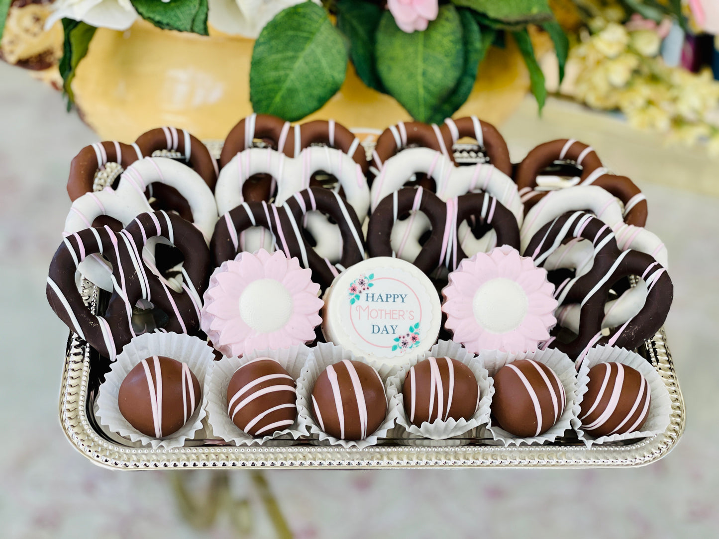 Mother's Day Medium Mixed Platter - The Dessert Ladies