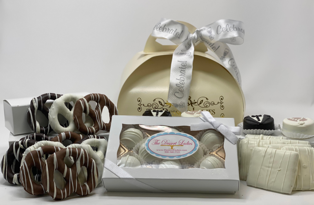 Wedding Theme Tulip Box - The Dessert Ladies