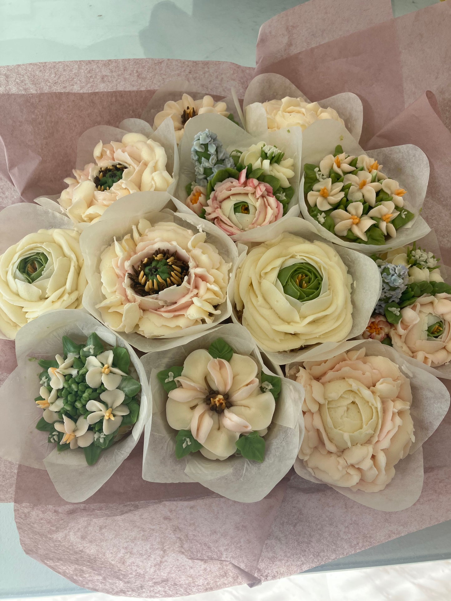 Mother's Day Floral Cupcake Bouquet - The Dessert Ladies