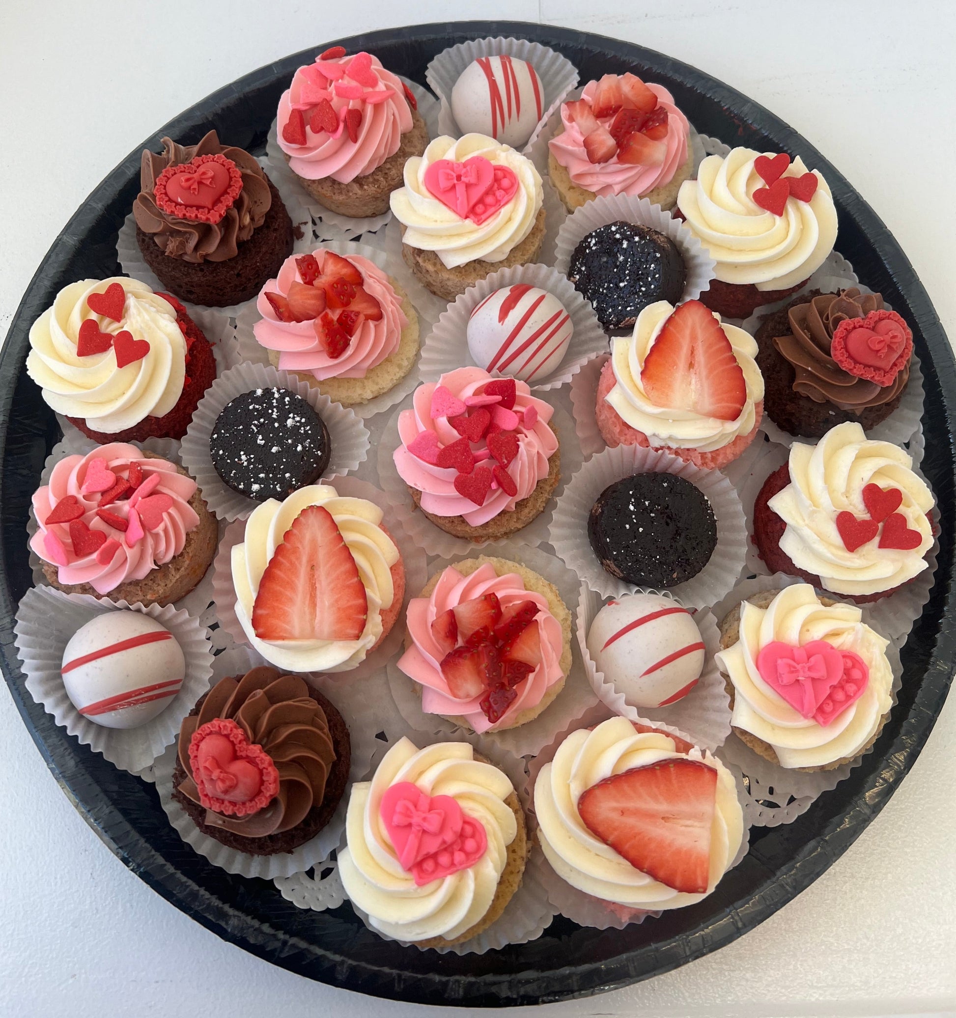 Valentine's Day Tasting Platter - The Dessert Ladies