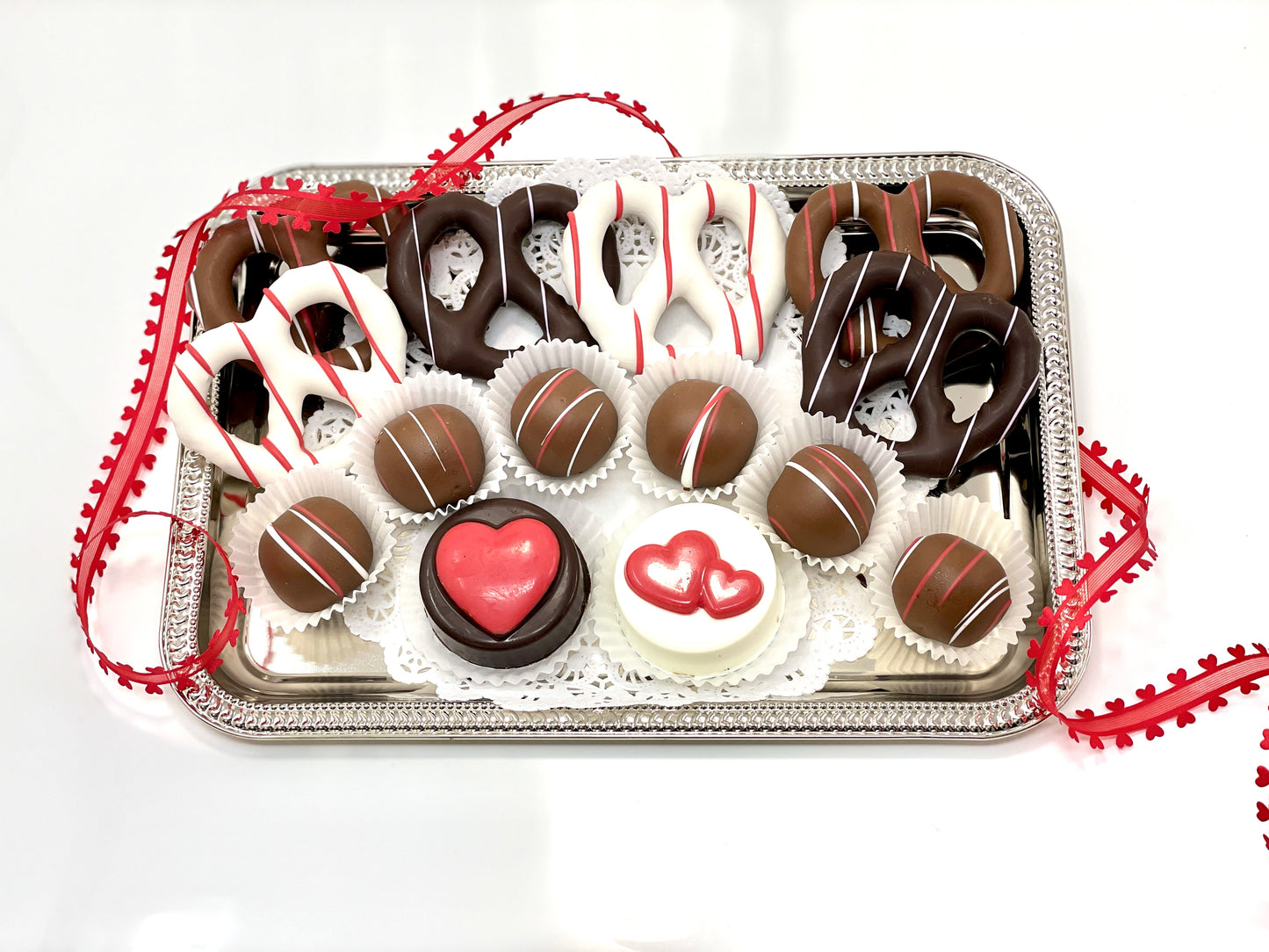 Valentine's Day Classic Mixed Platter - The Dessert Ladies