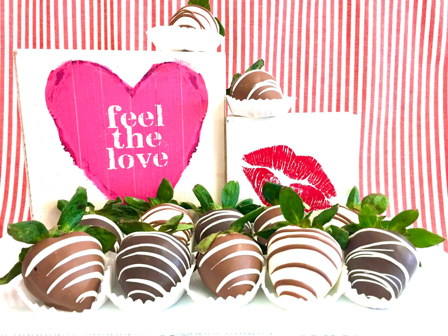Valentine’s Day Chocolate Covered Strawberries - The Dessert Ladies